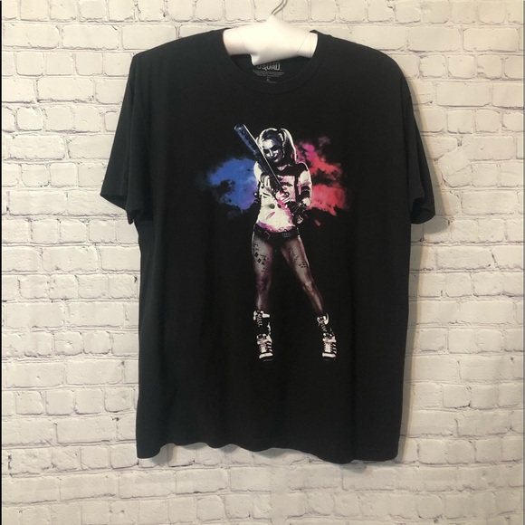 Tops - Harley Quinn t-shirt!